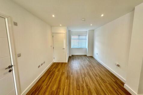 WhatsApp Image 2025-07-14 at 14.02.33.jpeg