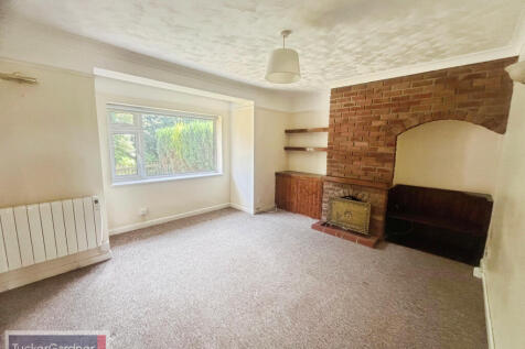 Woburn Place, Duxford, CB22 4QJ photo 2