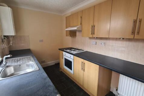 Oxford Street, Kirkby in Ashfield, NG17 photo 3