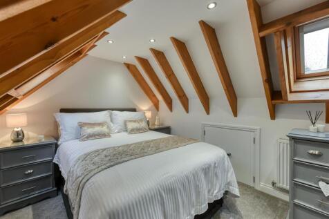 Wentworth Barn-bed3.jpg