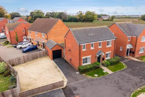 9 Swift Gardens (Kirton)-2
