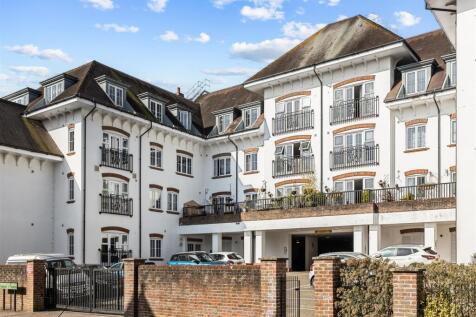 10 Woodcote House-17.jpg