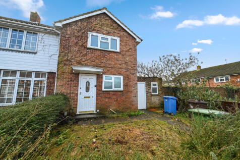 31 Garth Square, Bracknell, RG42 2HA