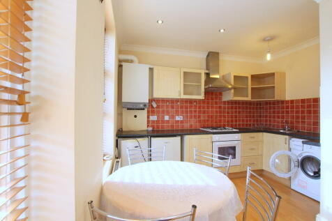 Kingston Road, Wimbledon, Merton photo 3