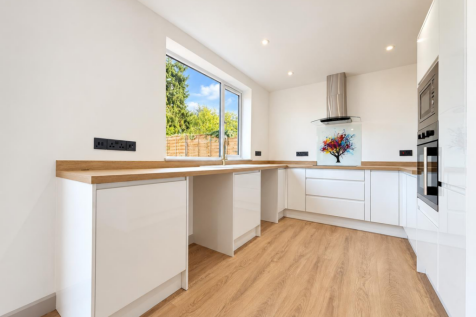 New Cheveley Road, Newmarket photo 3
