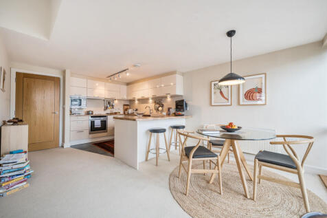 Open Plan Dining/...