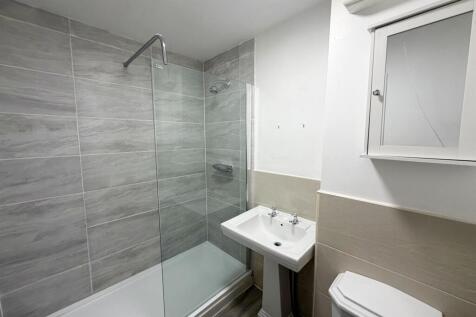 Bathroom.jpeg