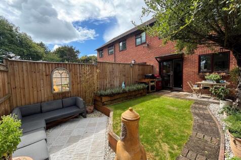 New Milton, BH25 - property photo