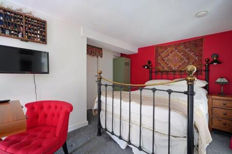 Occasional Mezzanine Room 