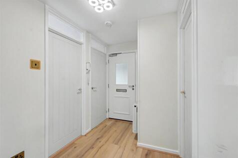 Entrance Hall.jpeg