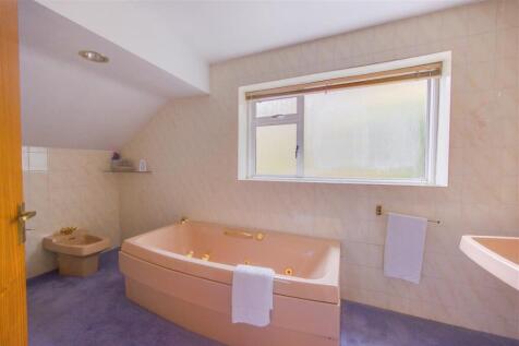 En suite to