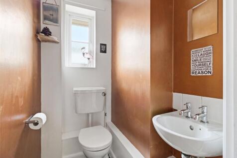 Ground Floor Wc
