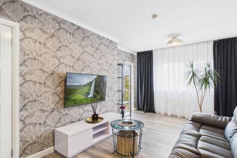 CAM05526G0-PR0058...