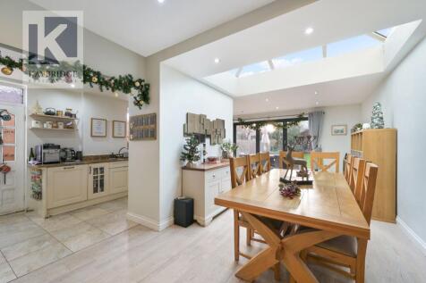 Stoneleigh Park Road, Epsom - KT19 0QT