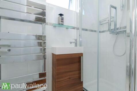 Ground Floor Shower / W.C.