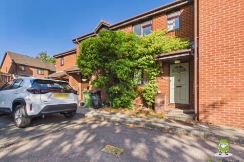 EweMove Basingstoke Balmoral Way External