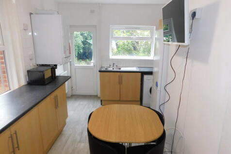 Thackeray Road, Southampton photo 3