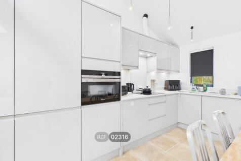 Kitchen/Living area