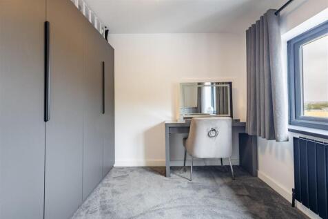 4, Forest Close (21).jpg