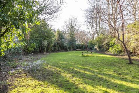 Communal gardens