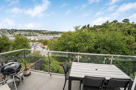 27 Balcony