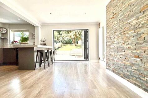 Kitchen/dining area