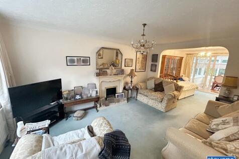 image00032_blurred (1)