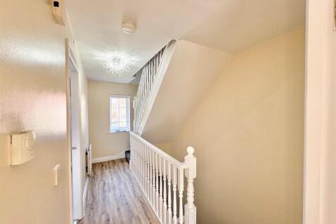 First floor Landing.jpg