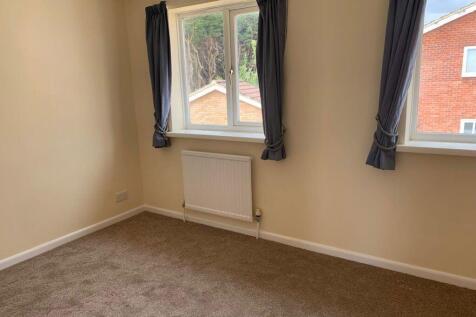 MEDWAY DRIVE photo 5