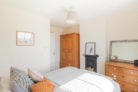 H4P0RCSN - Bedroom G.jpg