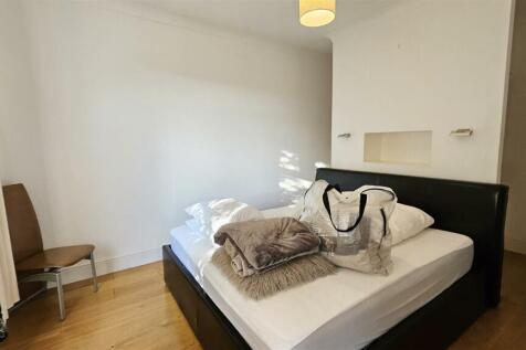 Ground Floor Double Bedroom