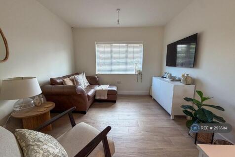 Isabel Lane, Kibworth, Leicester, LE8 photo 5