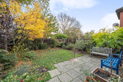 1383668-6-691f36a...