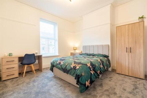 6-bed terraced on Brunswick Street, Sheffield, £472/mo