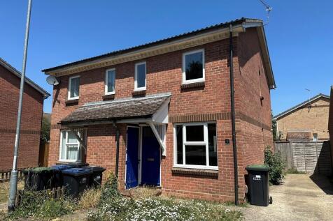 8 aspen close fro...