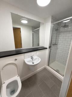 Pristine Modern B...