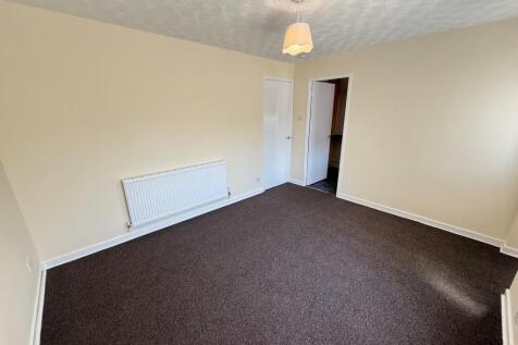 The Fairway, Featherstone, Pontefract, West Yorkshire, WF7 photo 5