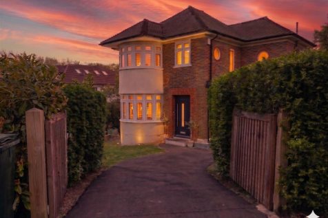HampdenWay212Aoutside.png
