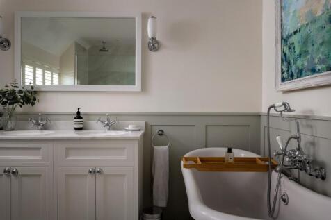 50 - Church Cottage - GL7 5HX - Web.jpg