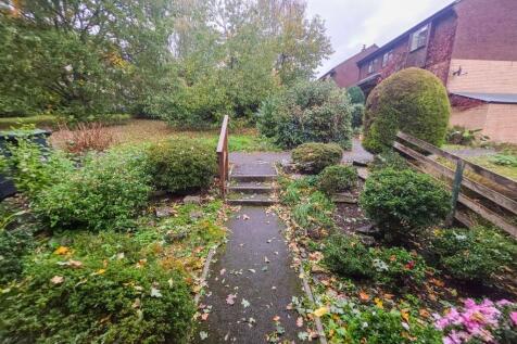 Saddle Close, Wimborne, BH21 photo 3