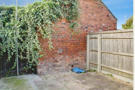 47351f94-Garden