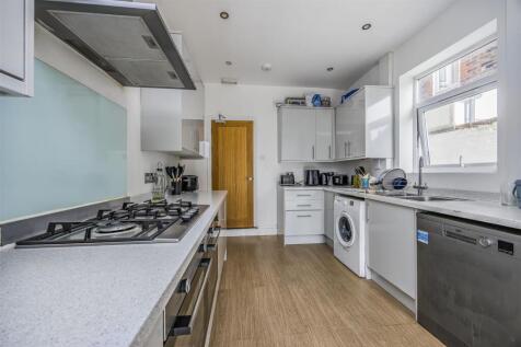 184 Fawcett Road, Southsea-PorticoMarketing-Nexa-1