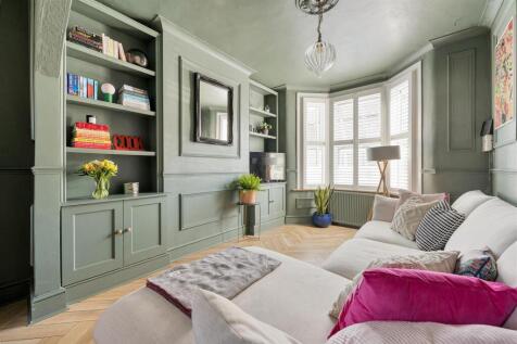 Tweedmouth Road, E13