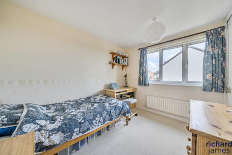 9b01e0f9e9564d9a82e8fd1884d55870