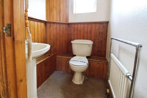 WC + Wash Hand Basin