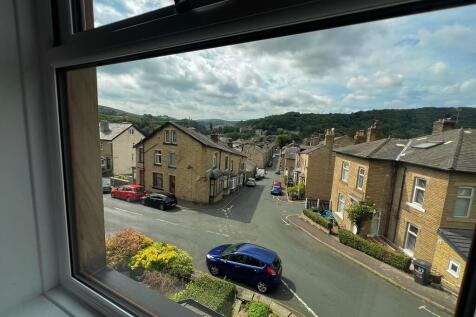 Master Bedroom Vi...