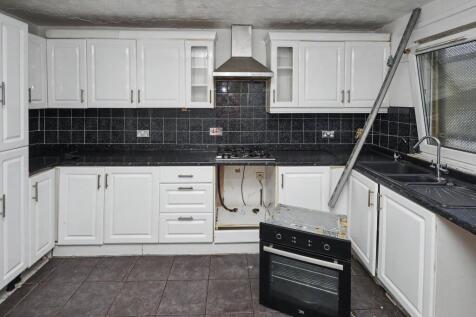 92 William Morley Close, London E6 1QZ