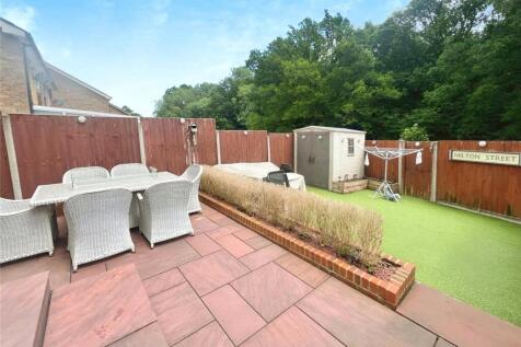 #yourmoveswanley
