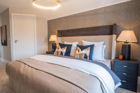 The Shaftesbury - Main Bedroom