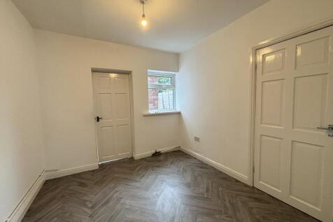 Elephant Lane, St. Helens, Merseyside, WA9 photo 5